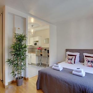Studio met een Queen Size Bed